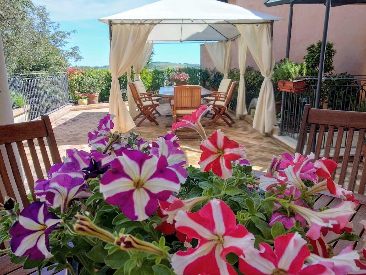 B&B Palazzo Mestichelli Boutique Palace Monteprandone Exterior photo